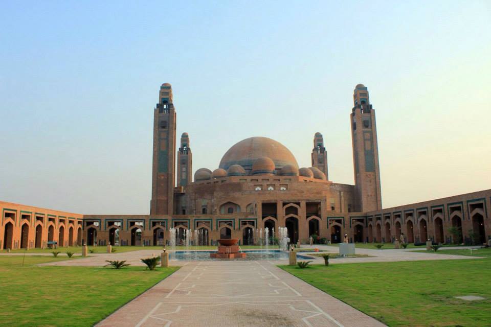 Summit-estate_Bahria-Town-Jamia-Mosque