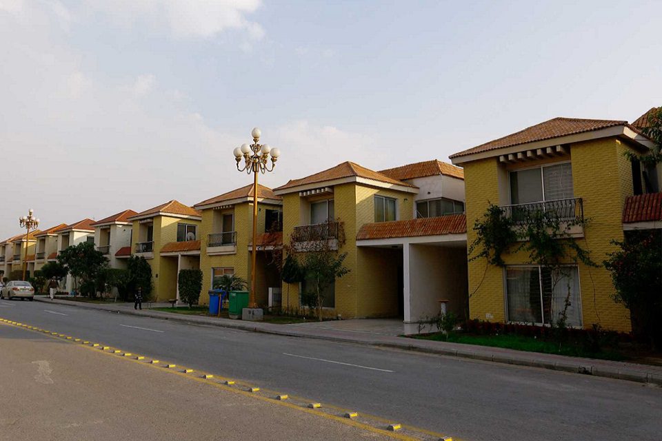 Summit-estate_Bahria-Town-Safari-Villas